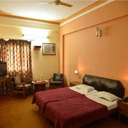 אודייפור Saheli Palace מראה חיצוני תמונה