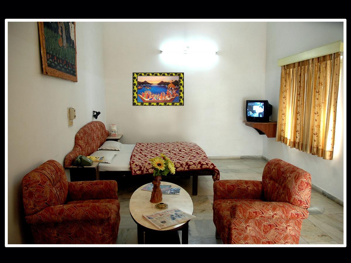 אודייפור Saheli Palace מראה חיצוני תמונה