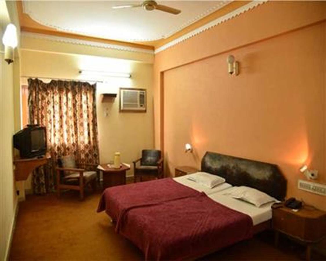 אודייפור Saheli Palace מראה חיצוני תמונה